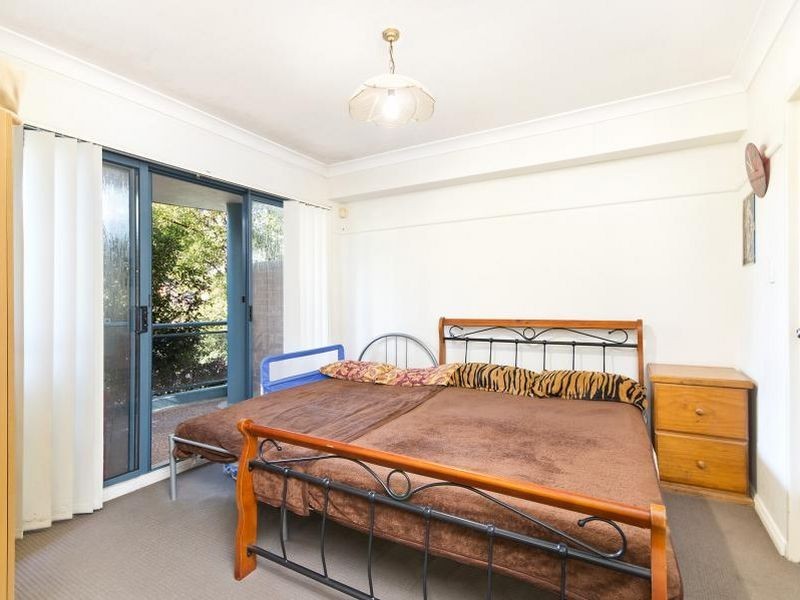 12/2-6 Priddle Street, Westmead NSW 2145