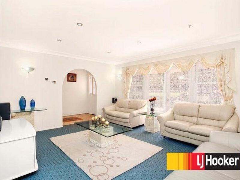 9 Walter Place, Northmead NSW 2152