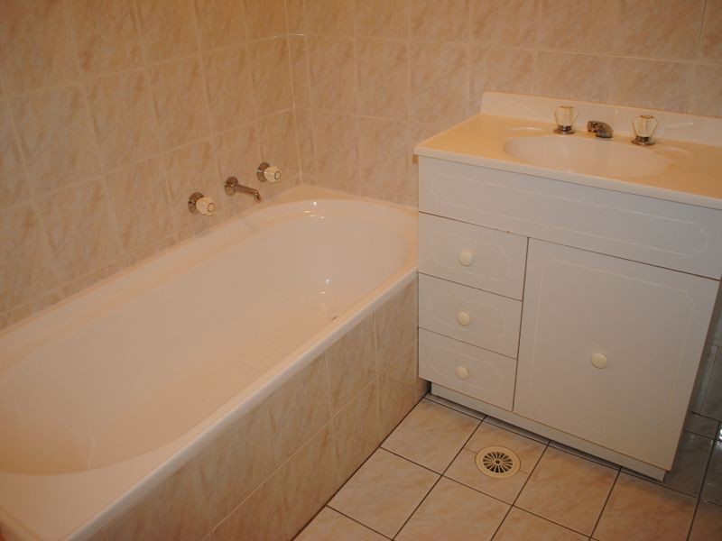 387 Wentworth Avenue, Toongabbie NSW 2146