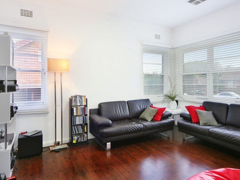 47 Church Avenue, Westmead NSW 2145