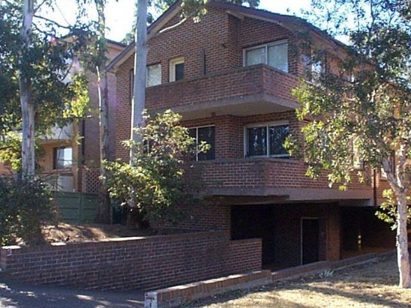 5 Railway Parade, Westmead NSW 2145