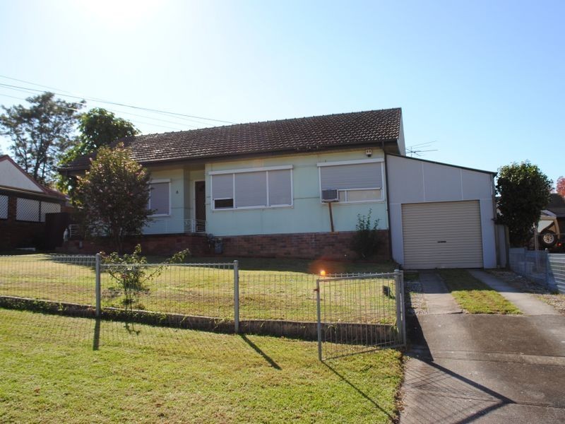 5 Brelogail St, Northmead NSW 2152