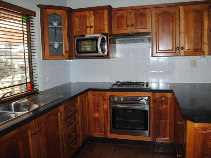 18 Fraser Street, Westmead NSW 2145