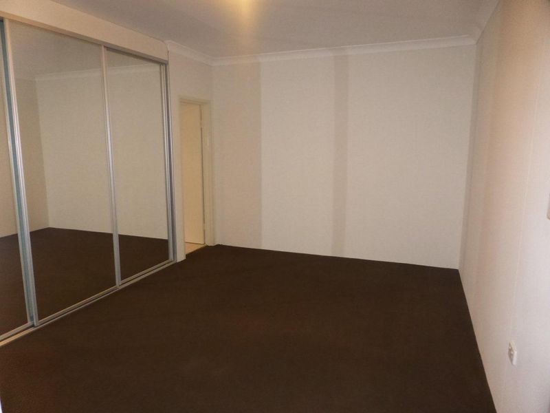 18/38 Boomerang Street, Merrylands NSW 2160