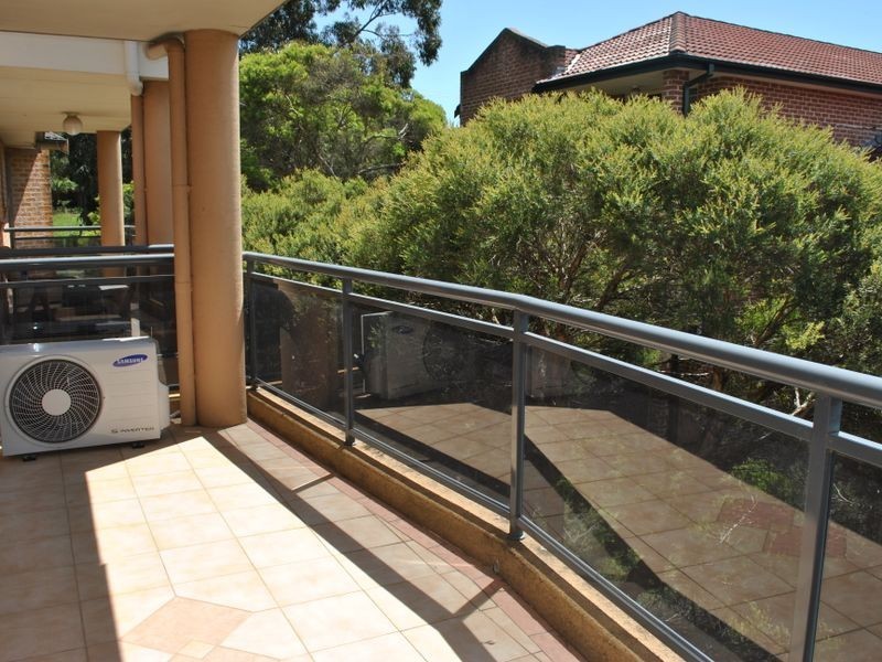 34 Hassall Street, Westmead NSW 2145