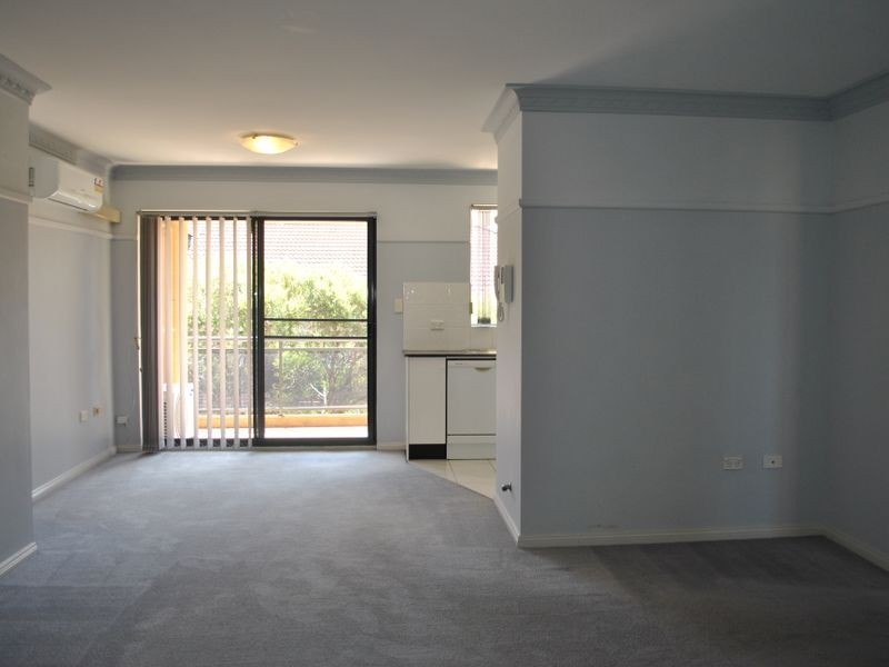 34 Hassall Street, Westmead NSW 2145