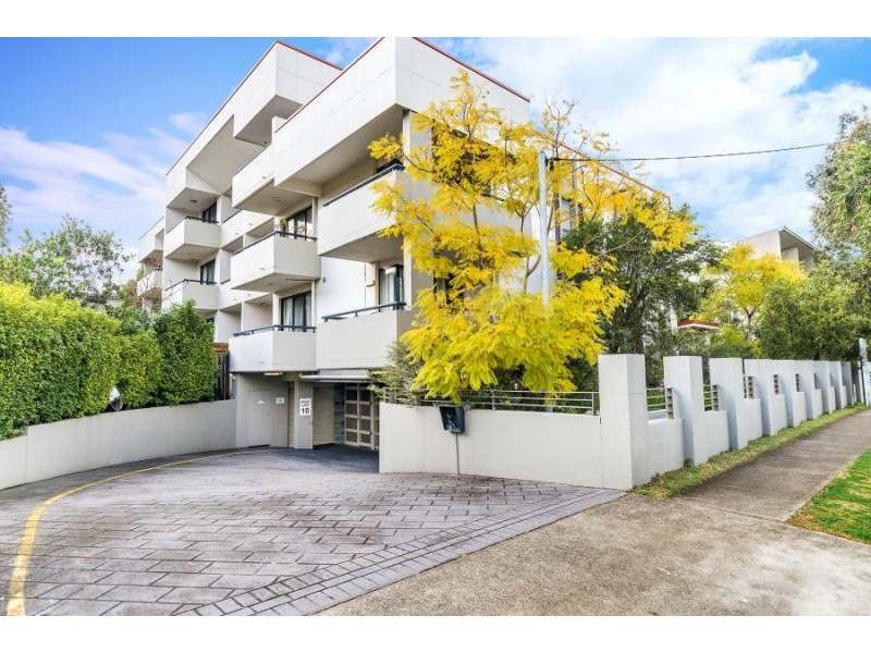 8/8-10 Lydbrook Street, Westmead NSW 2145