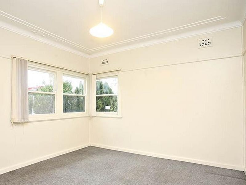 226 Woodville Road, Merrylands NSW 2160