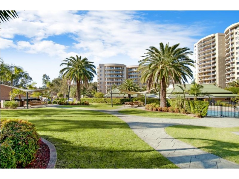 907/91B-101 Bridge Road, Westmead NSW 2145