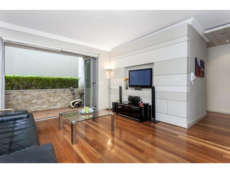 10/22-24A Parkside Lane, Westmead NSW 2145