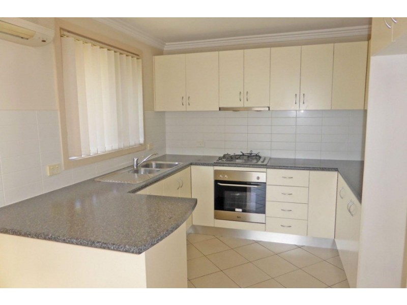 2/14-16 Hampden Road, South Wentworthville NSW 2145