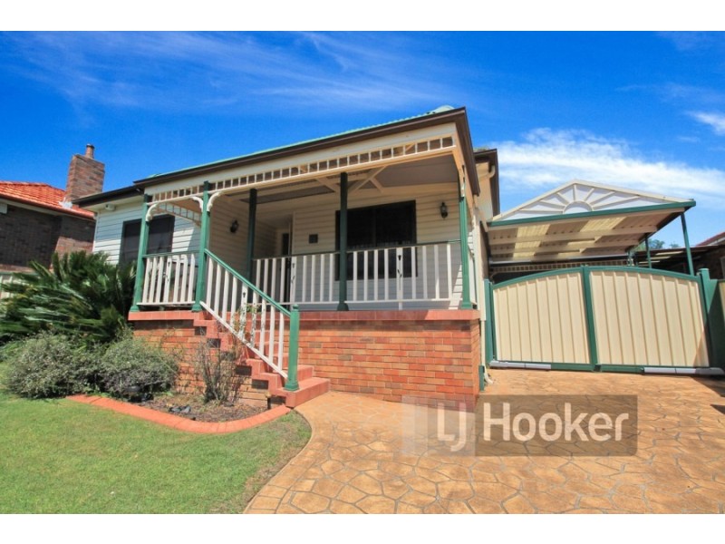 18 Fraser Street, Westmead NSW 2145