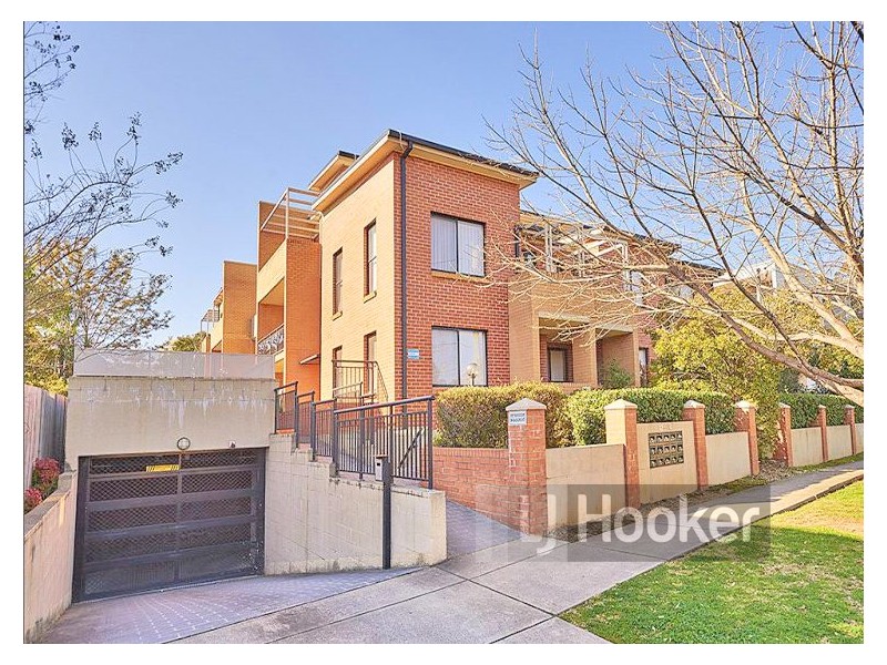 11/10-12 Reid Avenue, Westmead NSW 2145