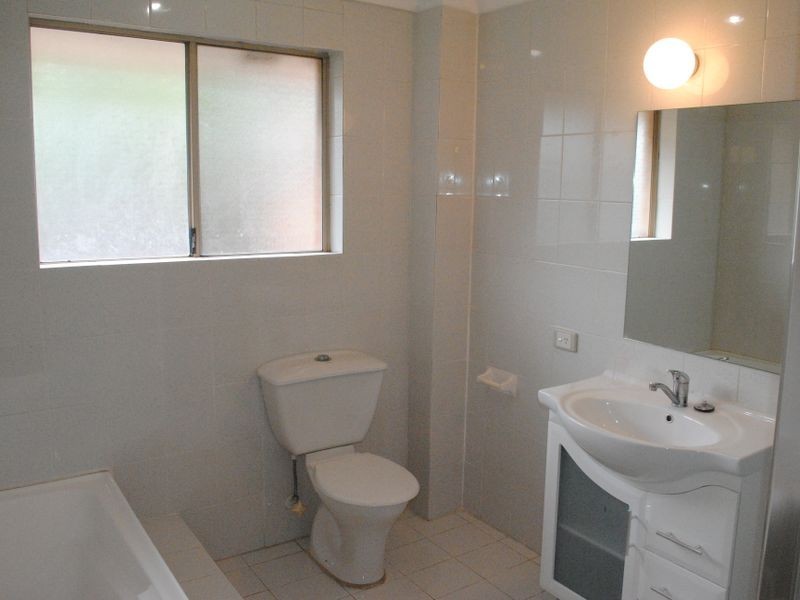 5-9 Mowle Street, Westmead NSW 2145