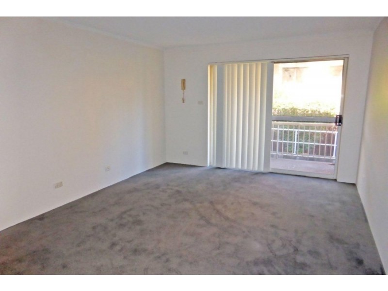 5/27-29 Windsor Road, Merrylands NSW 2160