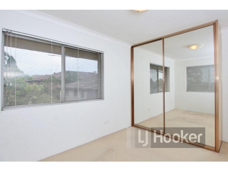 9/3 Pitt Street, Parramatta NSW 2150
