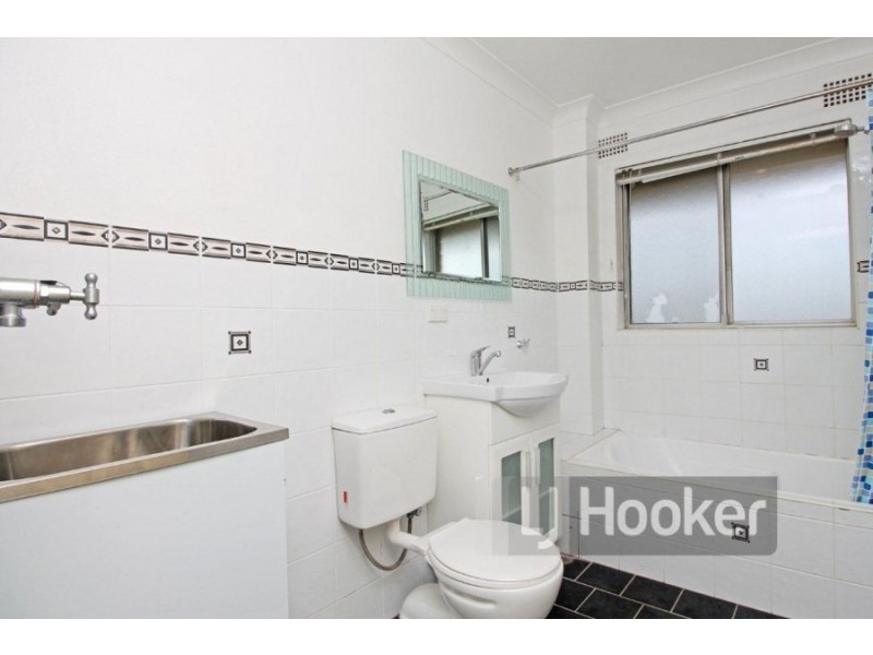 9/3 Pitt Street, Parramatta NSW 2150