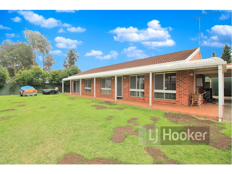 10 Denton Grove, Quakers Hill NSW 2763