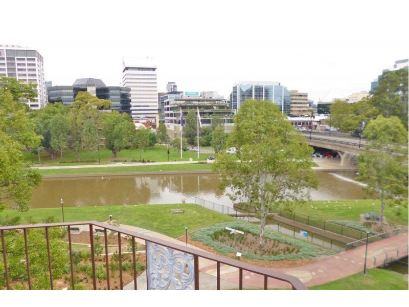 15/3 Elizabeth Street, Parramatta NSW 2150