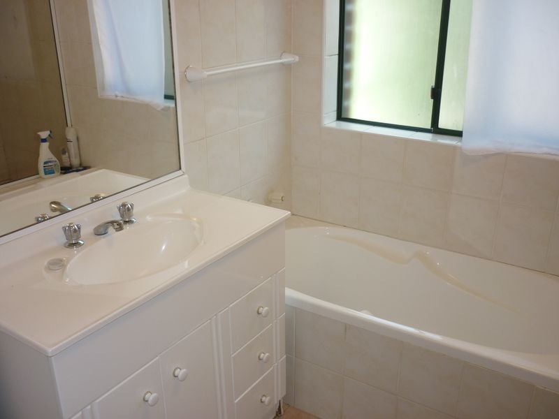 10-12 Bailey Street, Westmead NSW 2145