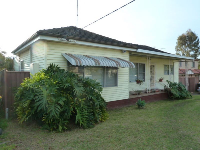 50 Camillio Street, Pendle Hill NSW 2145