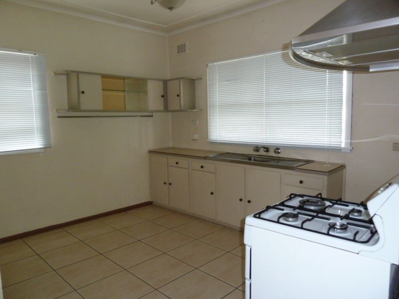 50 Camillio Street, Pendle Hill NSW 2145