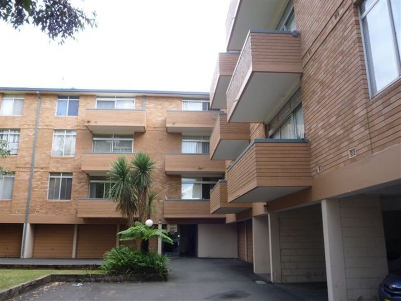 4-6 Park Avenue, Westmead NSW 2145