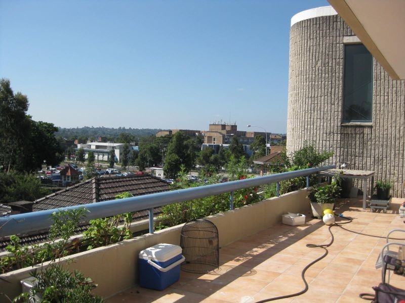 27 Railway Parade, Westmead NSW 2145