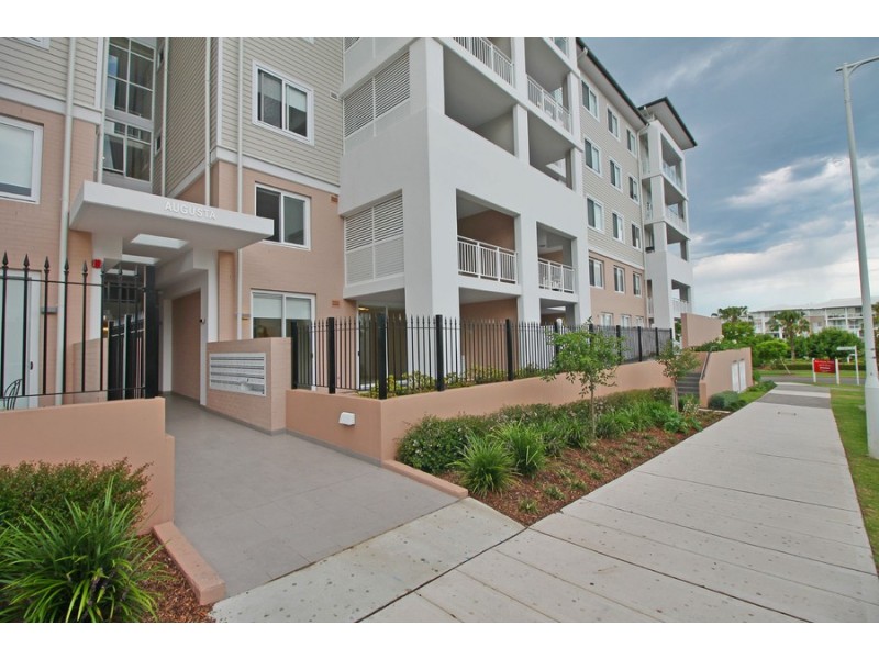 112/7-11 Magnolia Drive, Breakfast Point NSW 2137