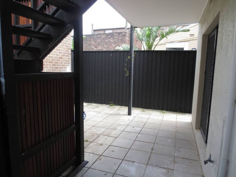 2/15 Metropolitan Street, Enmore NSW 2042