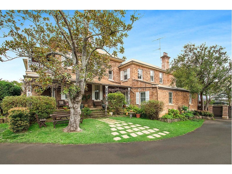 8-10 Englart Place, Baulkham Hills NSW 2153