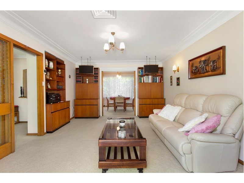 4 Davidson Avenue, North Rocks NSW 2151