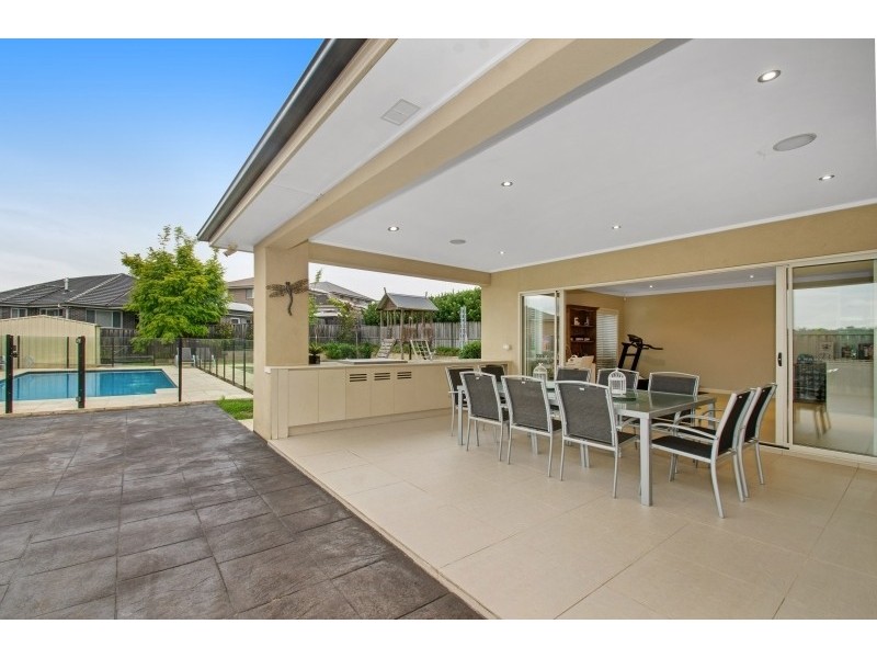 5 Affleck Circuit, Kellyville NSW 2155