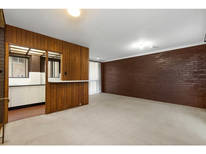 2/1 Queens Road, Westmead NSW 2145