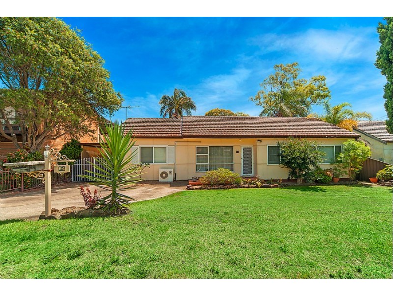 94 Oramzi Street, Girraween NSW 2145