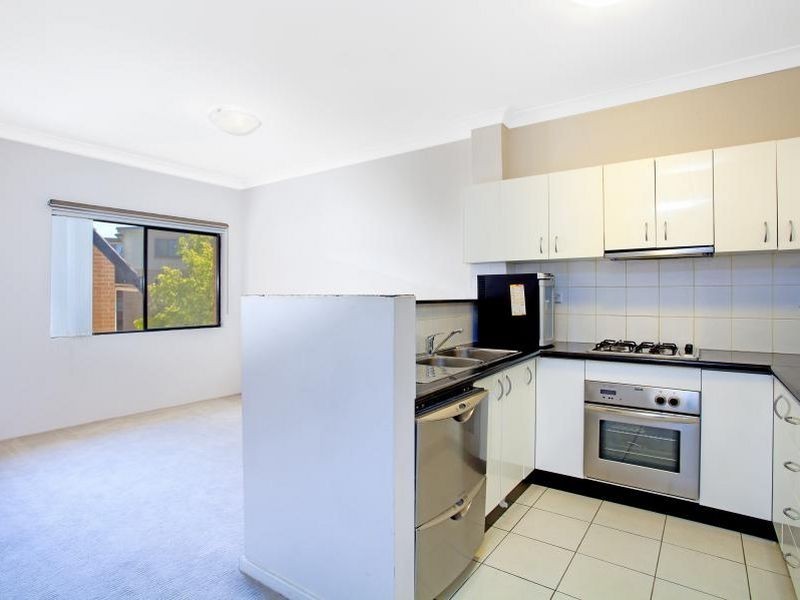 1 Barden Street, Northmead NSW 2152