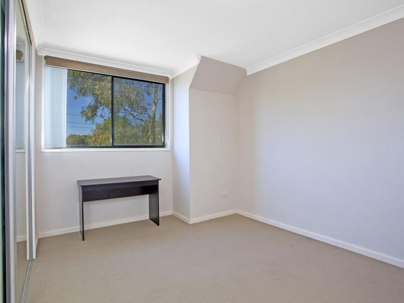 1 Barden Street, Northmead NSW 2152