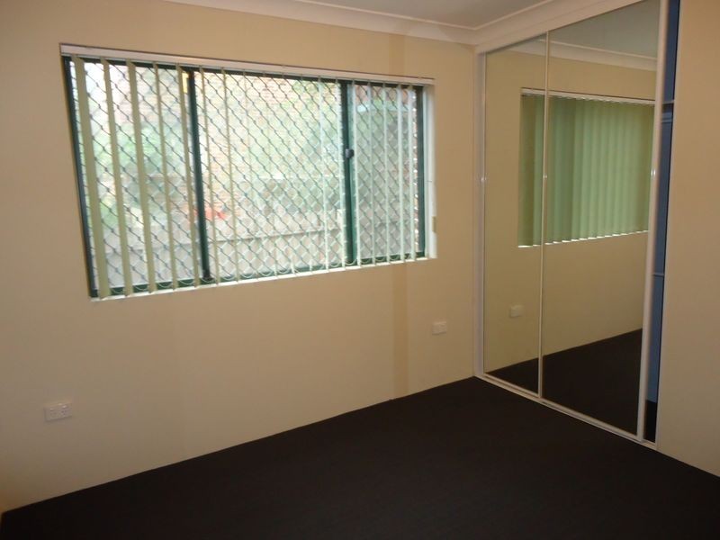 10-12 Bailey Street, Westmead NSW 2145