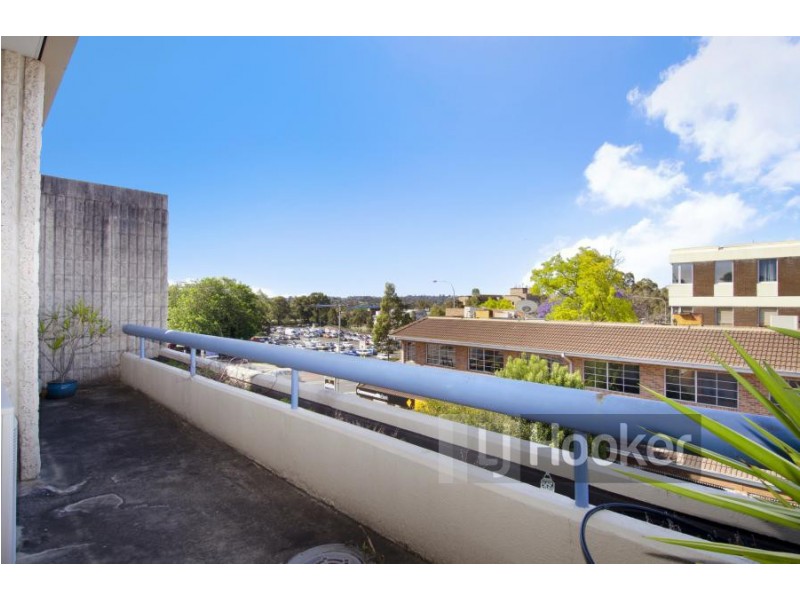 1/27 Railway Parade, Westmead NSW 2145