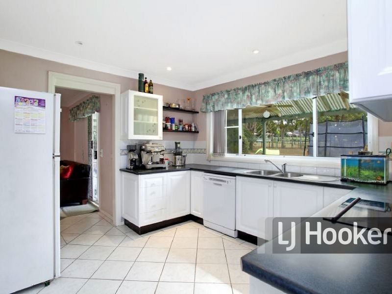 6 Radiata Avenue, Baulkham Hills NSW 2153