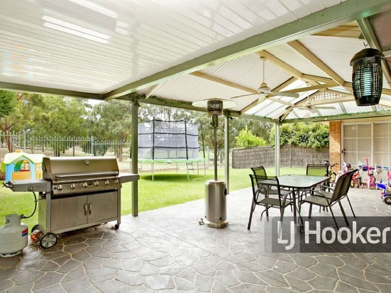 6 Radiata Avenue, Baulkham Hills NSW 2153