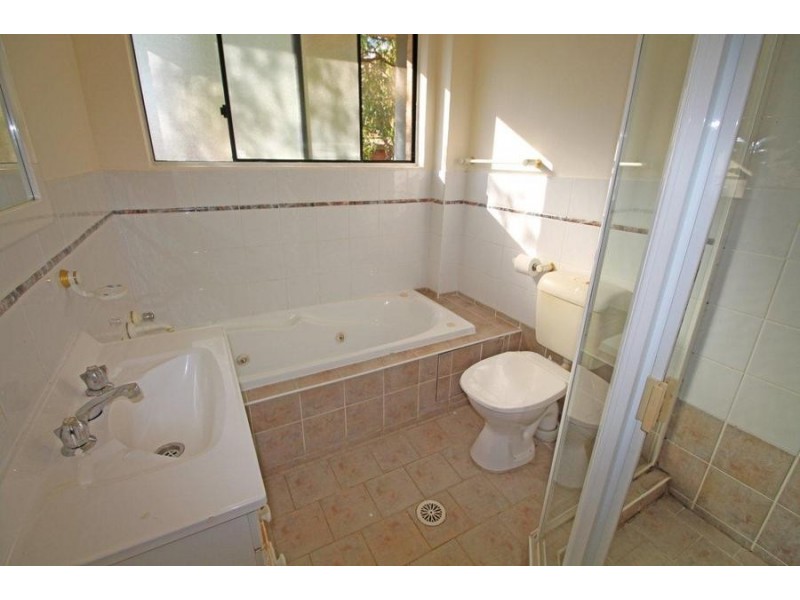 10/66 Stapleton Street, Pendle Hill NSW 2145