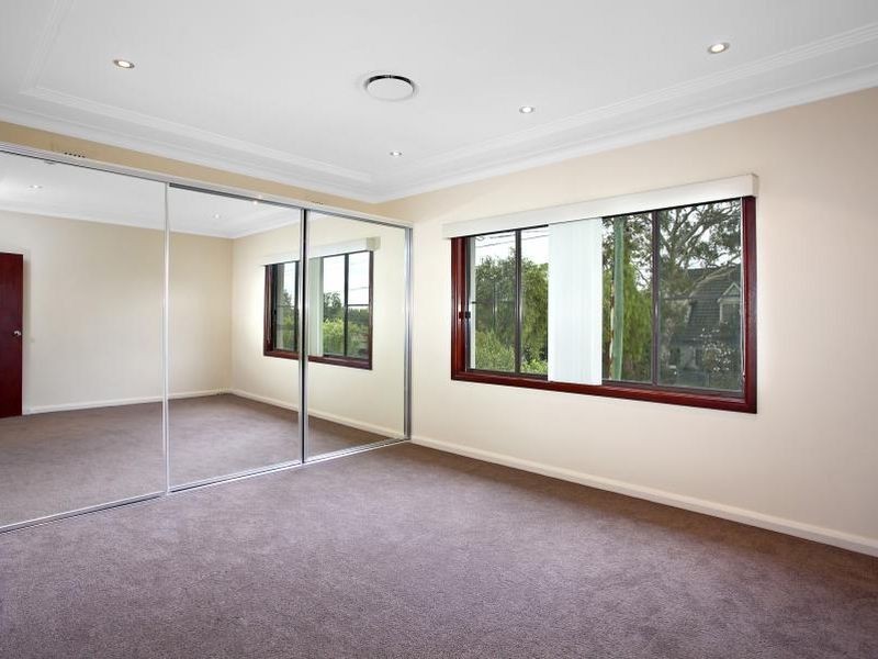 3 Trumble ave, Ermington NSW 2115