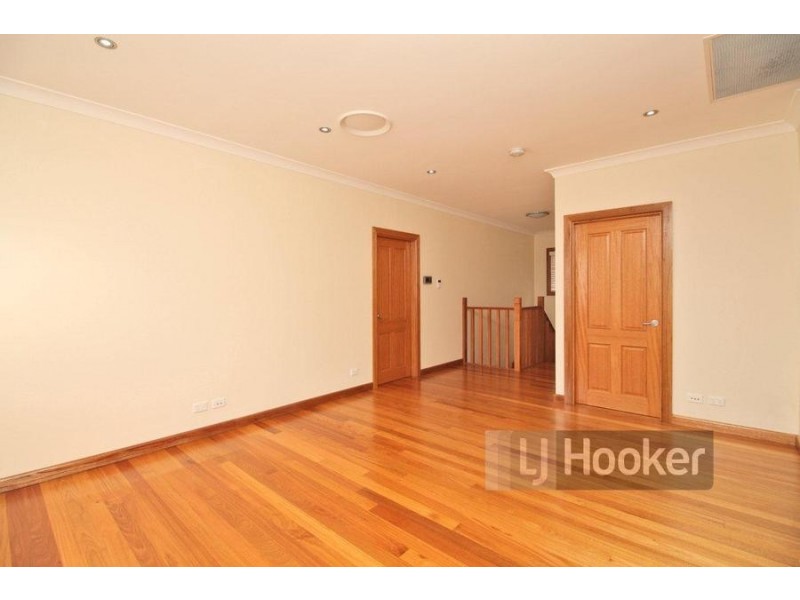 2 Anderson Street, Westmead NSW 2145