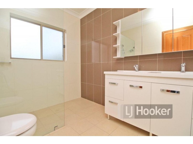 2 Anderson Street, Westmead NSW 2145
