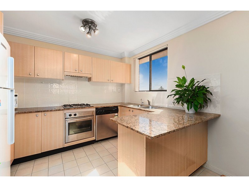 13/49 Dobson Crescent, Baulkham Hills NSW 2153