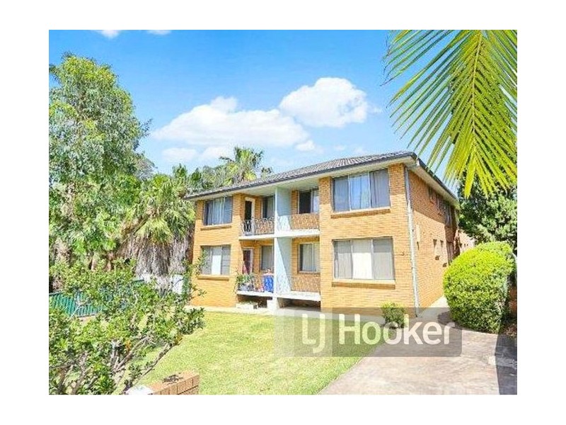 10/4 Alexandra Avenue, Westmead NSW 2145