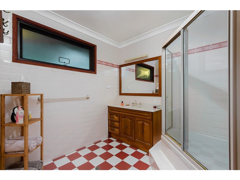 25 Lyle Street, Girraween NSW 2145