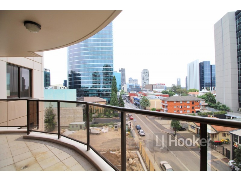 117/13-15 Hassall Street, Parramatta NSW 2150