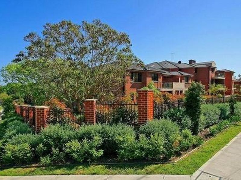 7-15 Purser Avenue, Castle Hill NSW 2154